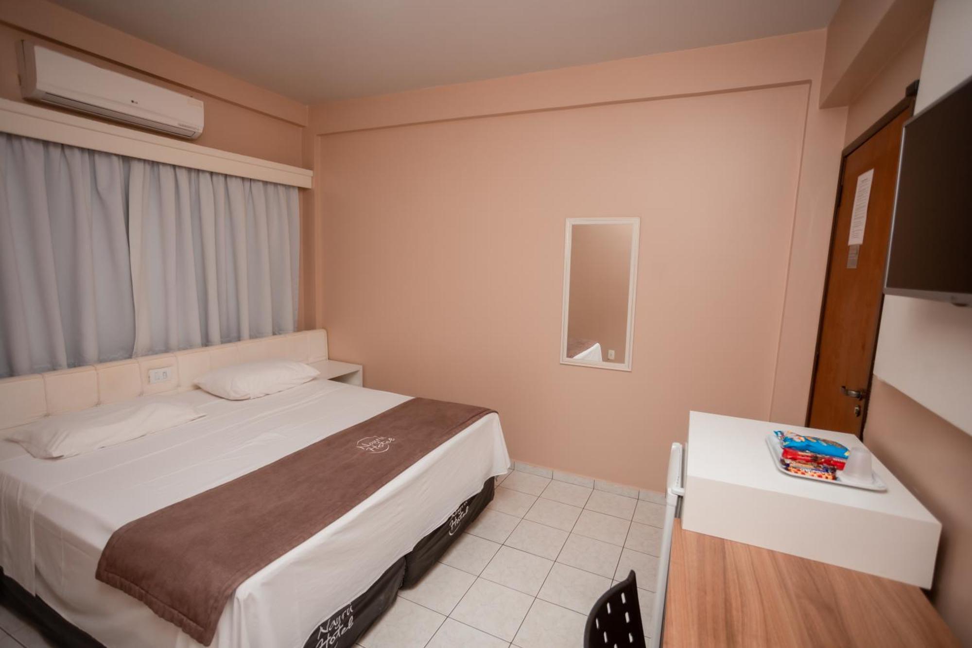 Nayru Hotel Toledo  Bagian luar foto