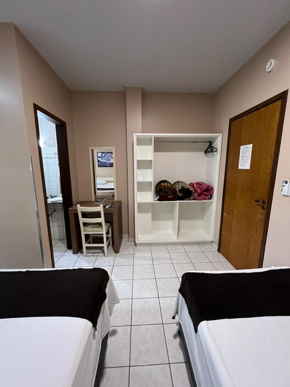 Nayru Hotel Toledo  Bagian luar foto