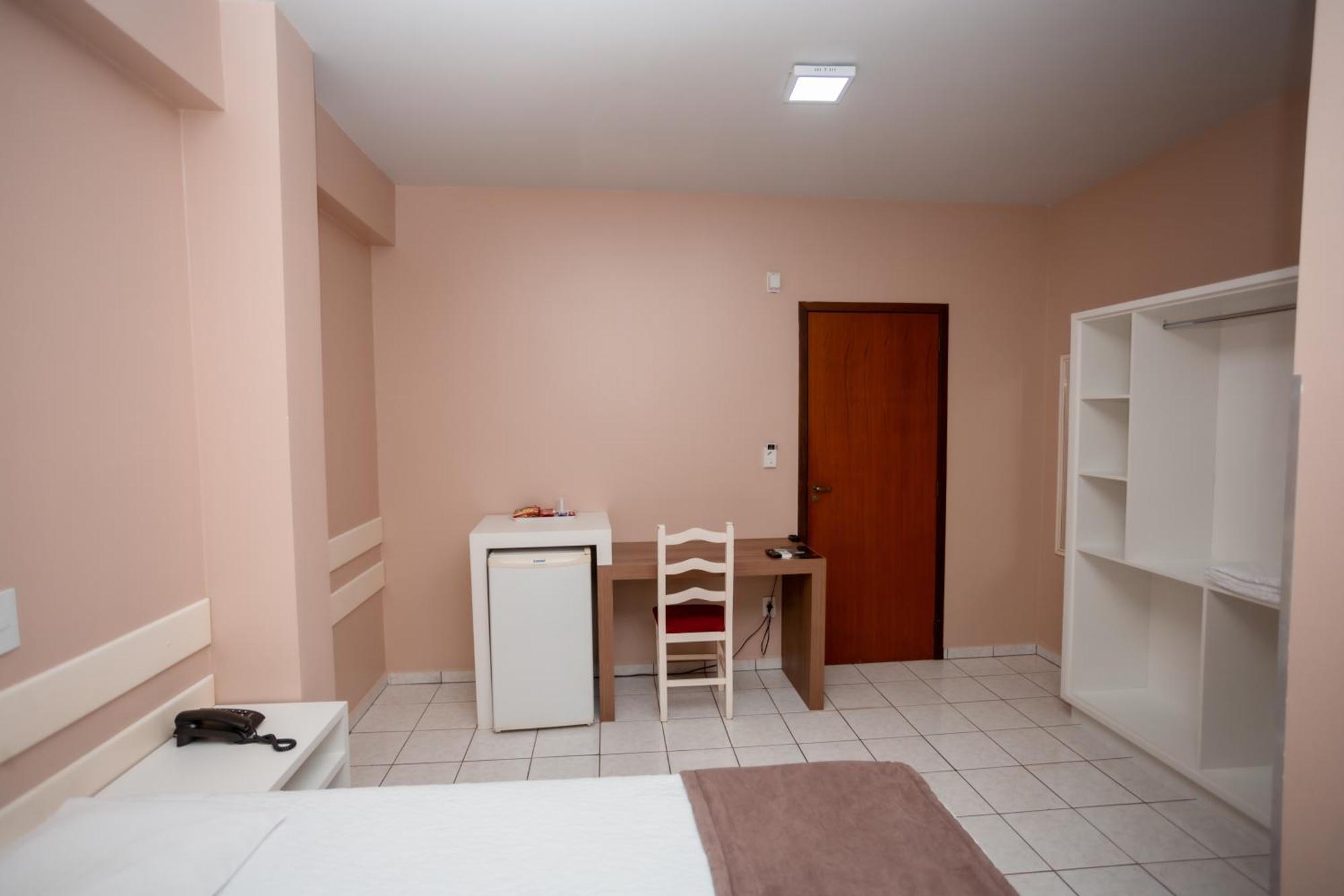 Nayru Hotel Toledo  Bagian luar foto