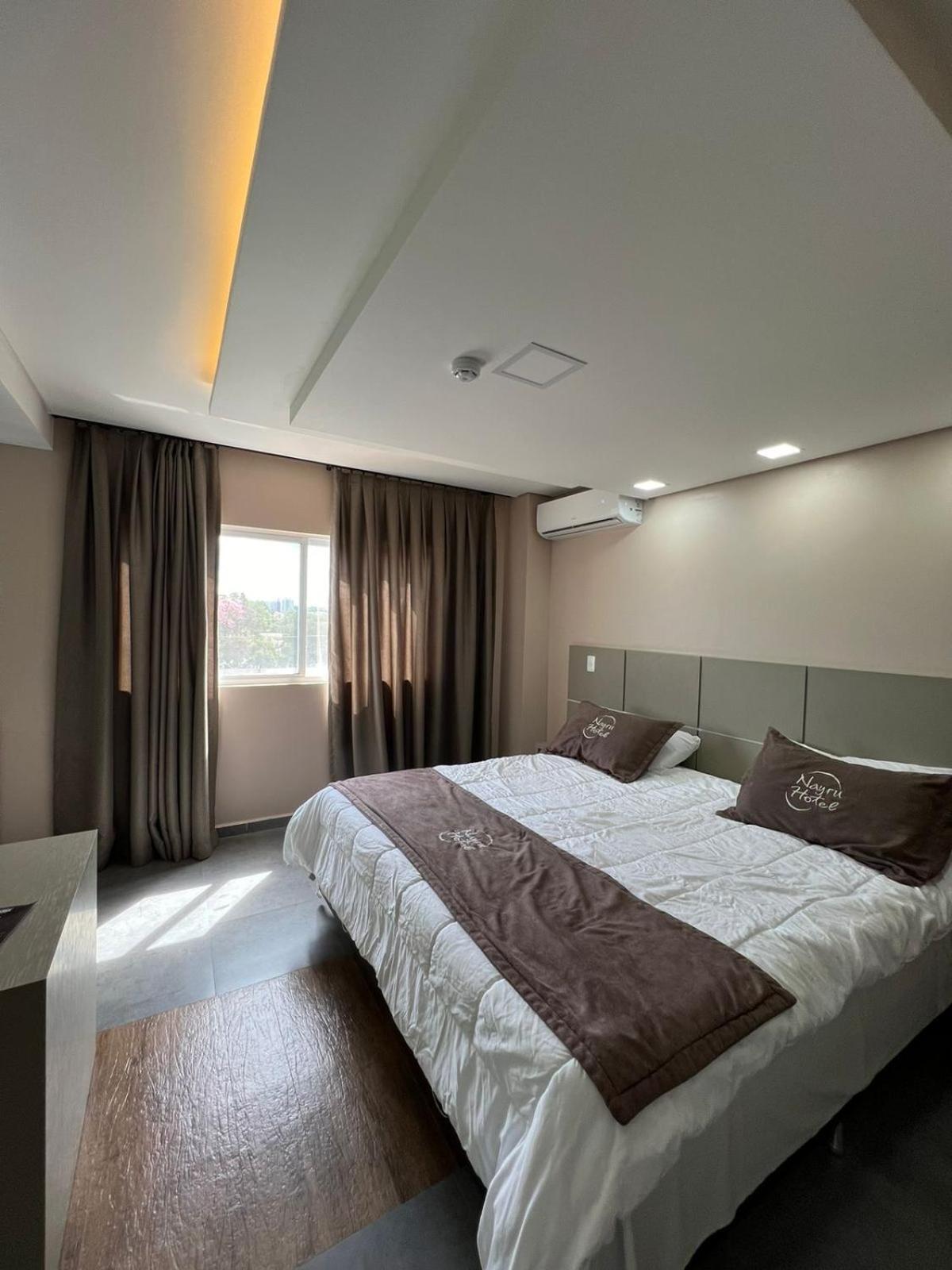 Nayru Hotel Toledo  Bagian luar foto