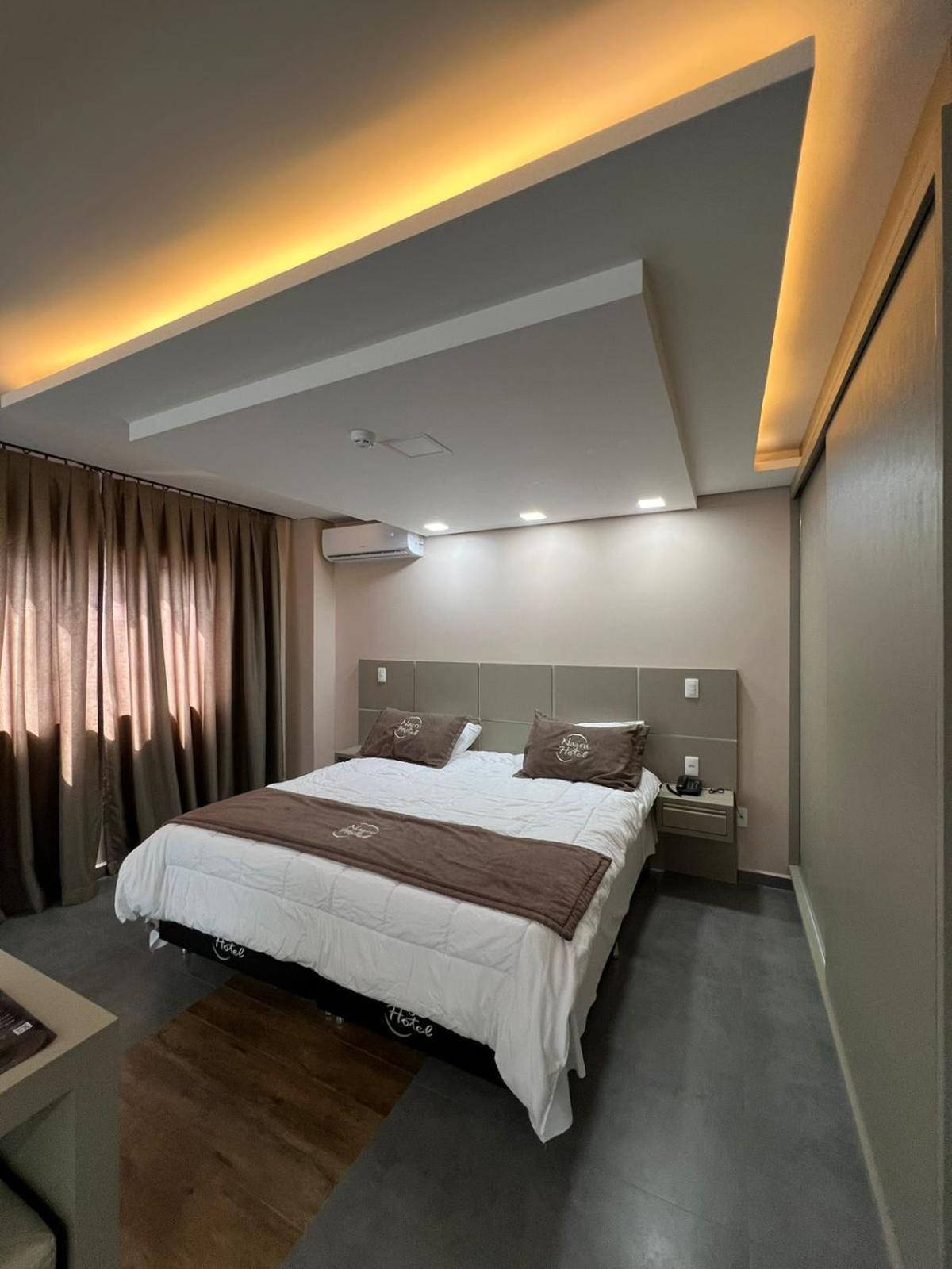 Nayru Hotel Toledo  Bagian luar foto