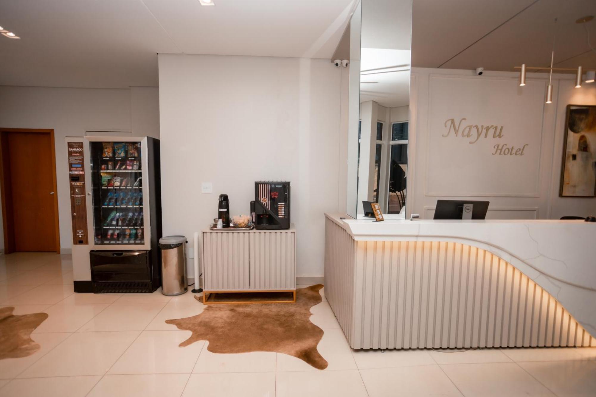 Nayru Hotel Toledo  Bagian luar foto