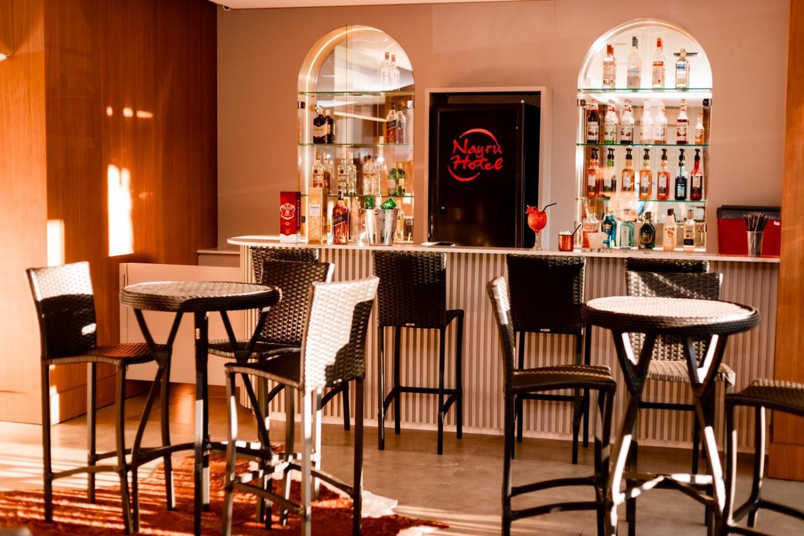 Nayru Hotel Toledo  Bagian luar foto