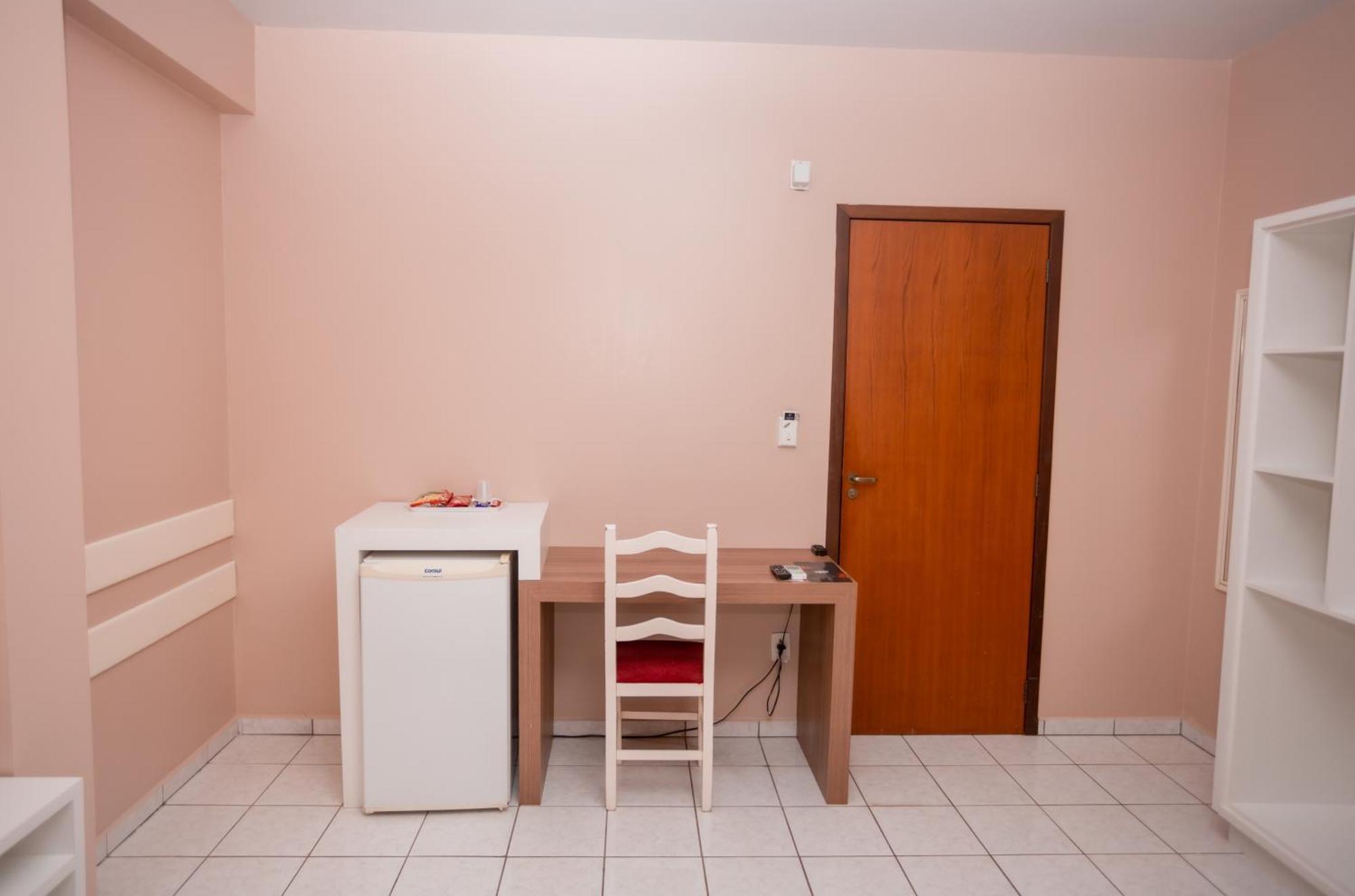 Nayru Hotel Toledo  Bagian luar foto